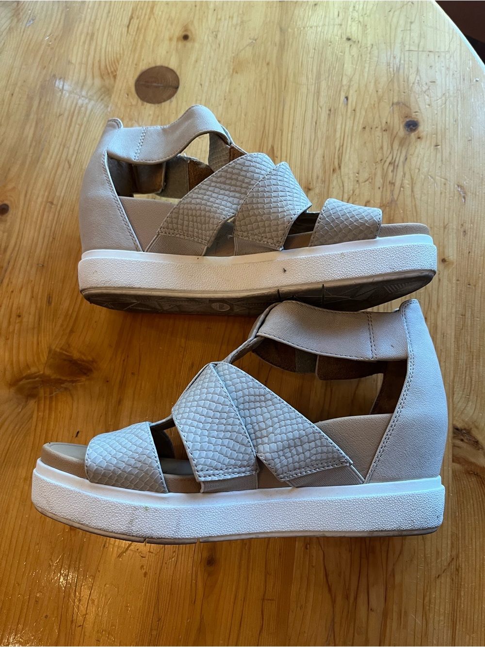 Dr. Scholl's Platform Sandals with Crisscross Straps